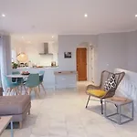 Daire Breathtaking Ocean Views In Da #1992 *